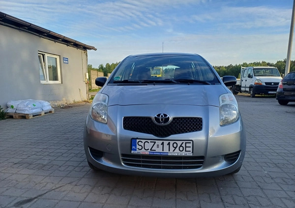 Toyota Yaris cena 15900 przebieg: 111000, rok produkcji 2008 z Ślesin małe 154